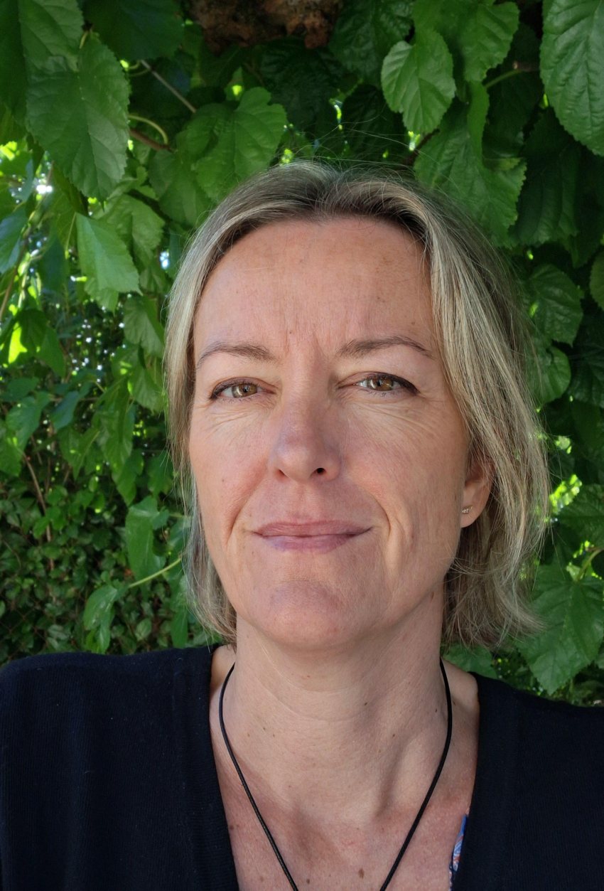 Fanny Collomb, réflexologue à Uzès et Garrigues-Sainte-Eulalie